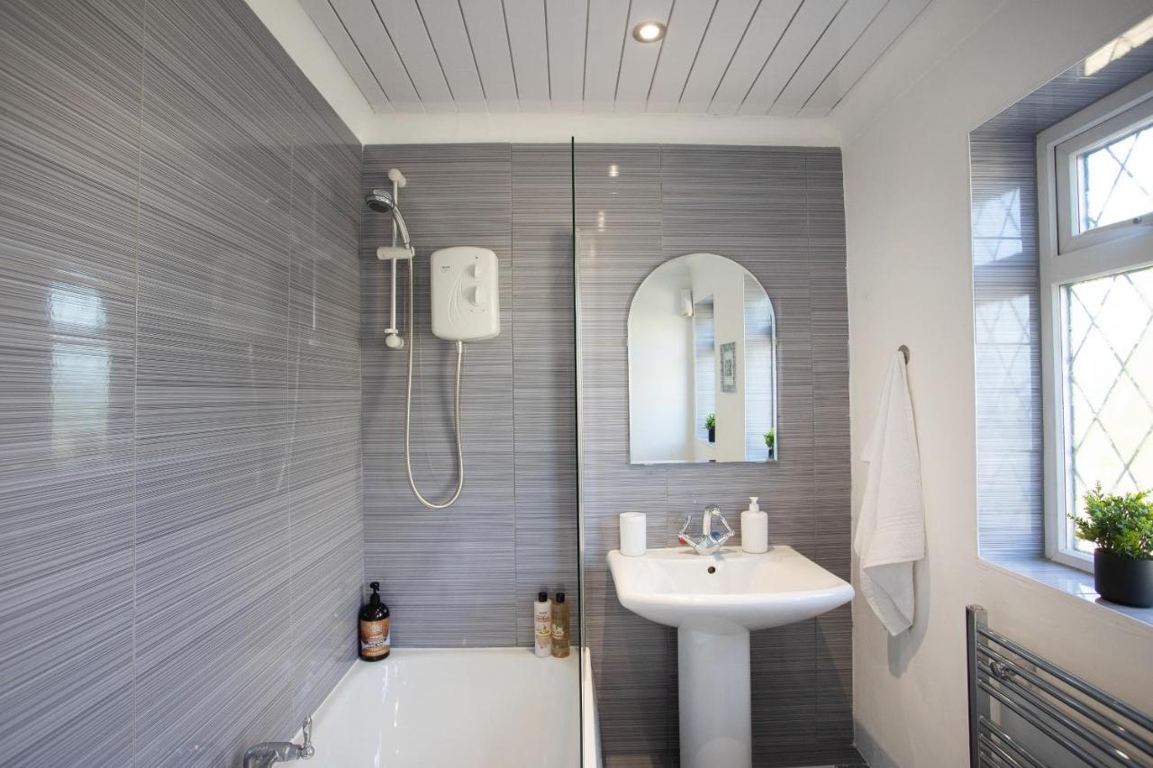 Rawmarsh House, Rotherham For Contractors & Families, Free Parking, High Speed Wifi, Etc Exterior foto